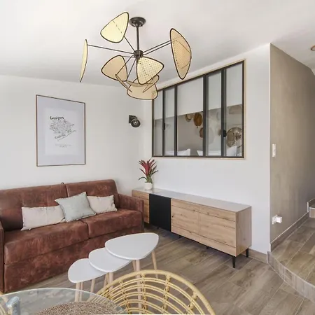 Emeraude ~ Jardin ~ Parking ~ Climatisation Apartment Nimes